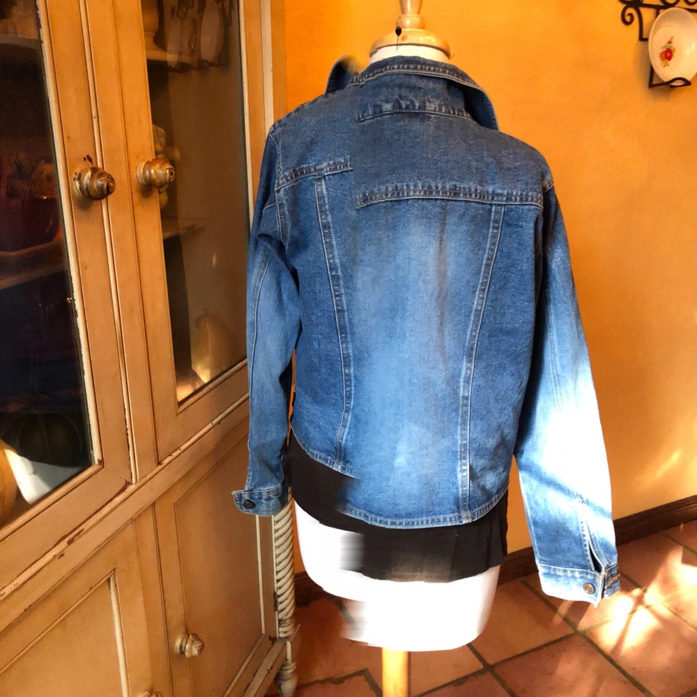 Target jean jacket - Picture 3 of 4